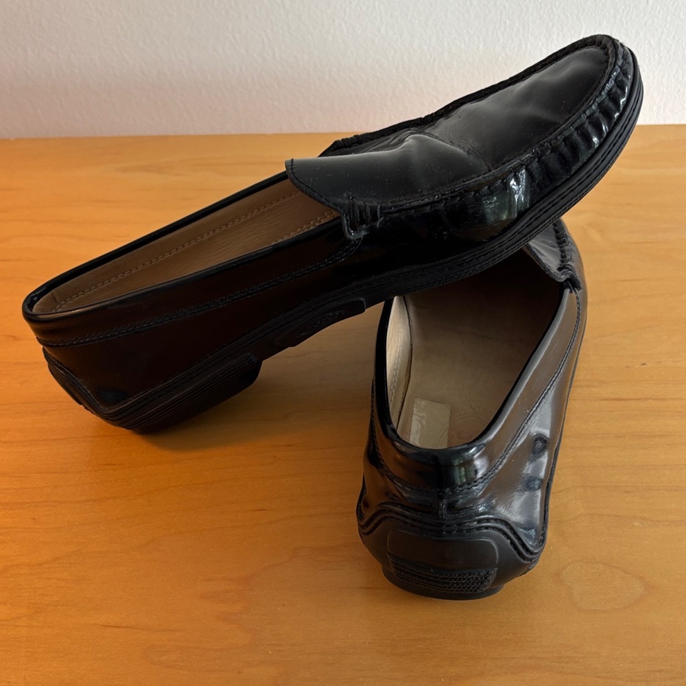 Tod's Black Patent Leather Slip-On Loafers W9